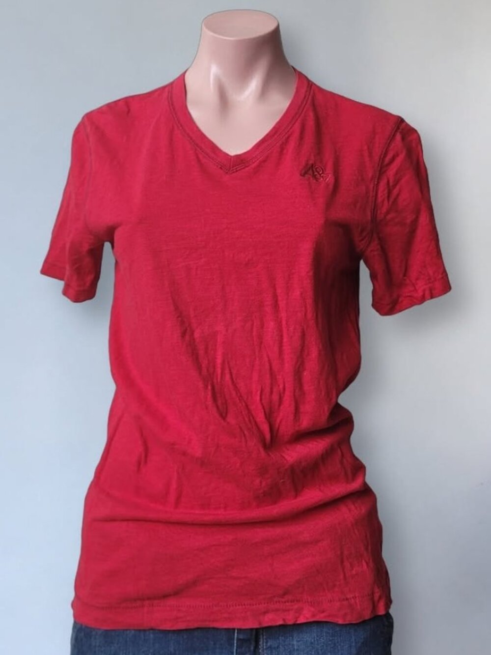 Aeropostale 90s Vintage Oversized V-Neck Red Graphic T-Shirt Cotton (XS)